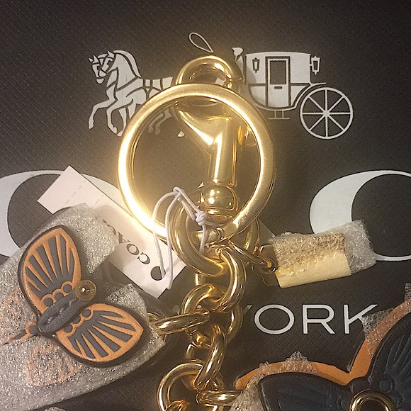 COACH  BUTTERFLY CLUSTER BAG CHARM /KEYCHAIN (NWT) - Picture 5 of 13